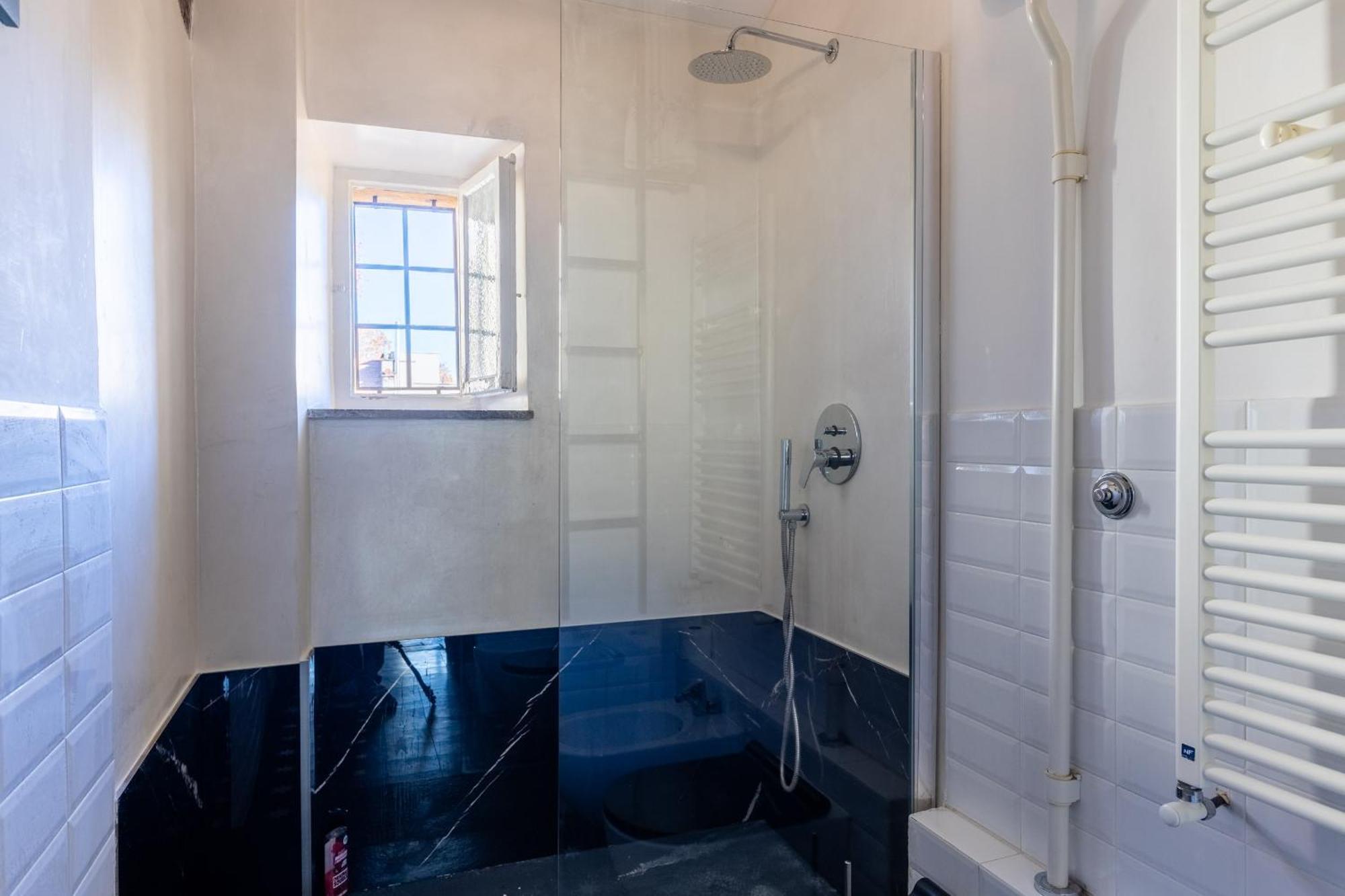 Apartment Attico Spazioso Ed Elegante A Santa Maria Maggiore Rom